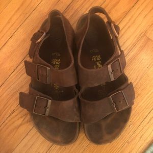 BIRKENSTOCK (39W) (9) SANDALS w back-strap